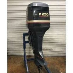 2001 Yamaha 250 HP Saltwater Series II V6 2 Stroke 30″ Outboard Motor